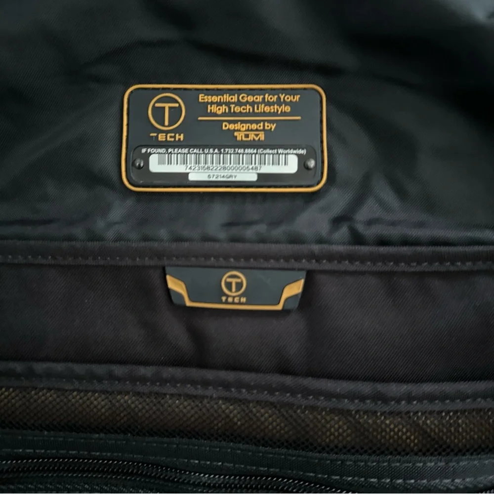 Tumi T-Tech Spell Out Crossbody Messenger Bag Briefcase Carry On Travel Black